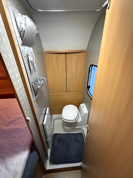 Bürstner Ventana 720 TK 18 of 30