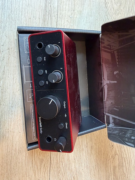 Product image 9 of 10