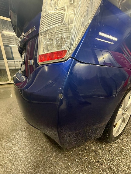 Toyota Prius 6 of 16