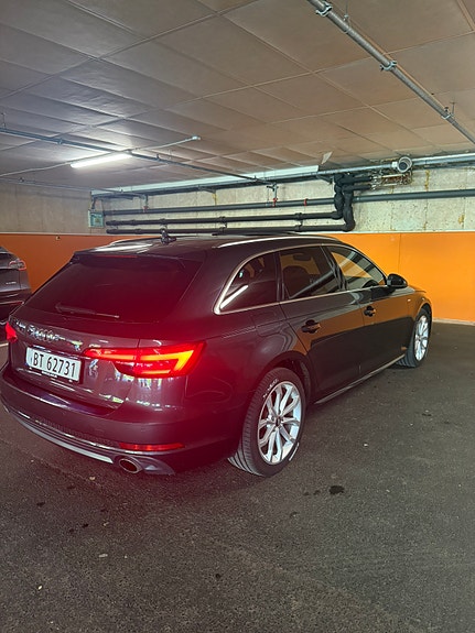 Audi A4 7 of 30