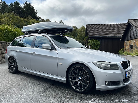 BMW 318i 2 of 19