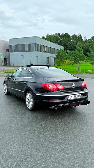 Volkswagen Passat CC 4 of 22