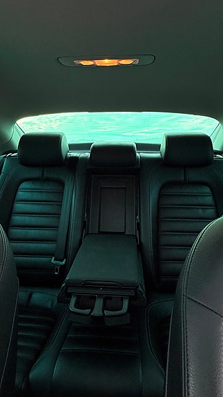 Volkswagen Passat CC 17 of 22