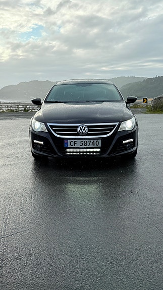 Volkswagen Passat CC 14 of 22