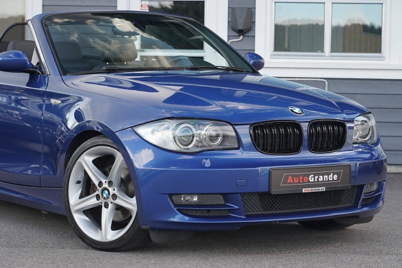 BMW 120i 4 of 17