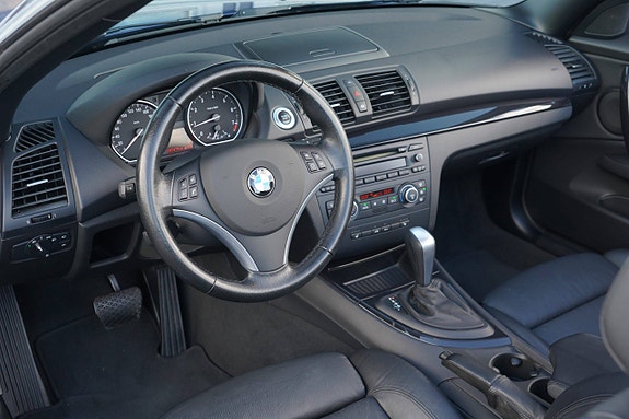 BMW 120i 12 of 17