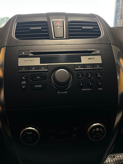 Suzuki SX4 12 of 22