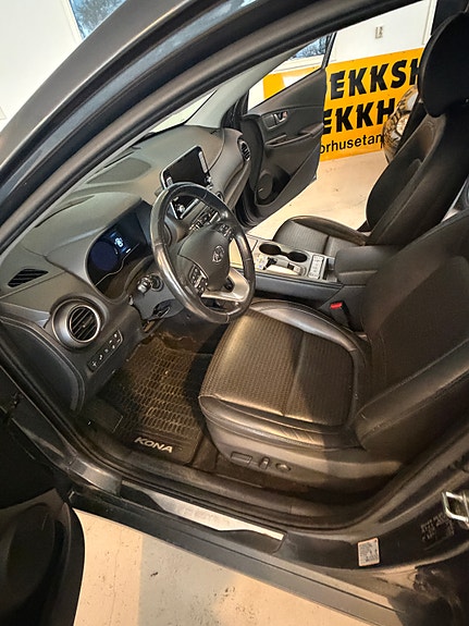 Hyundai Kona 13 of 27
