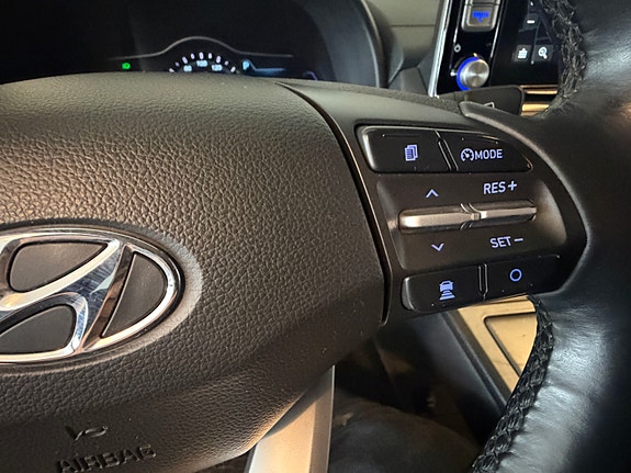 Hyundai Kona 19 of 27