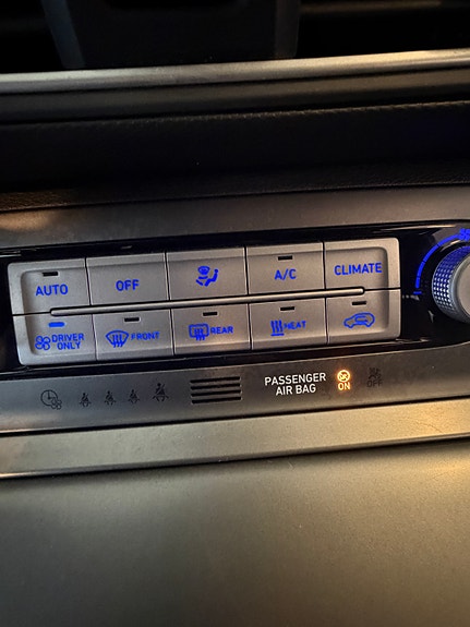 Hyundai Kona 22 of 27