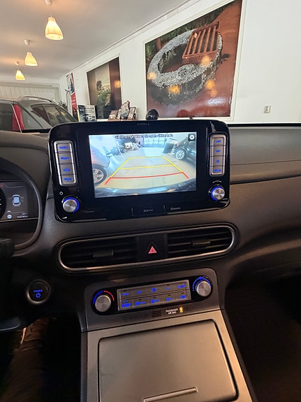 Hyundai Kona 23 of 27