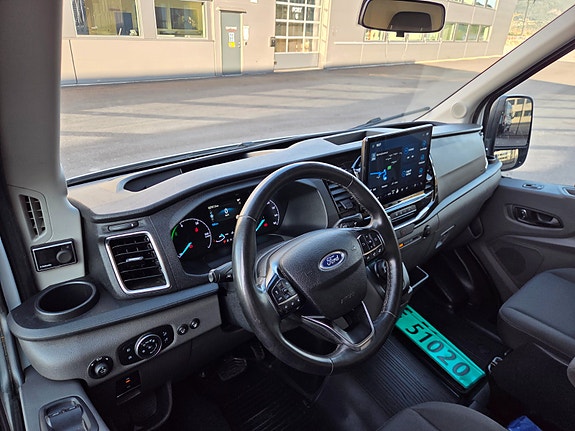 Ford Transit 15 of 23