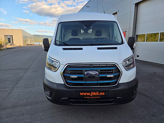 Ford Transit 5 of 23