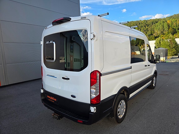 Ford Transit 6 of 23