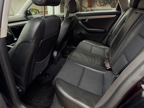 Audi A4 14 of 14