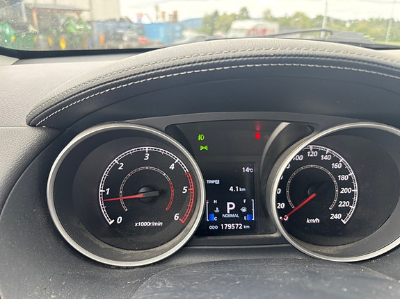 Mitsubishi Outlander 11 of 11