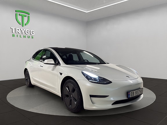 Tesla Model 3 7 of 13