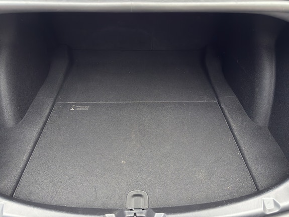 Tesla Model 3 13 of 13