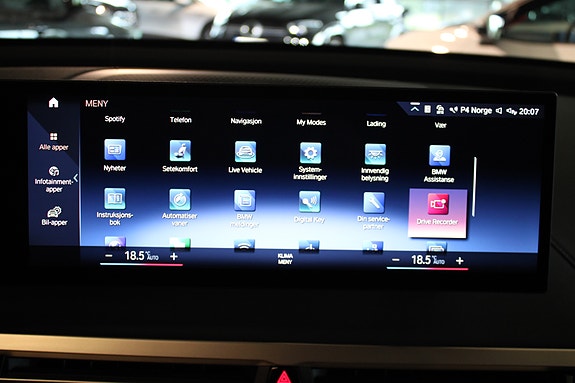 BMW iX 29 of 30