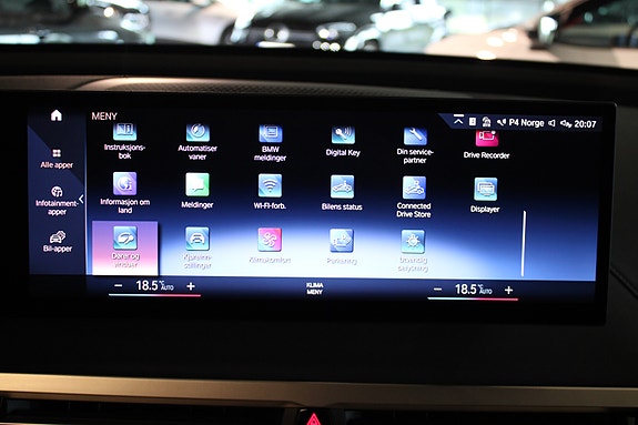 BMW iX 30 of 30