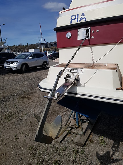 Viksund Futura 800 (1987) med ny Yanmar 200hk fra 2017, kun 360timer. Høstpris 8 of 30