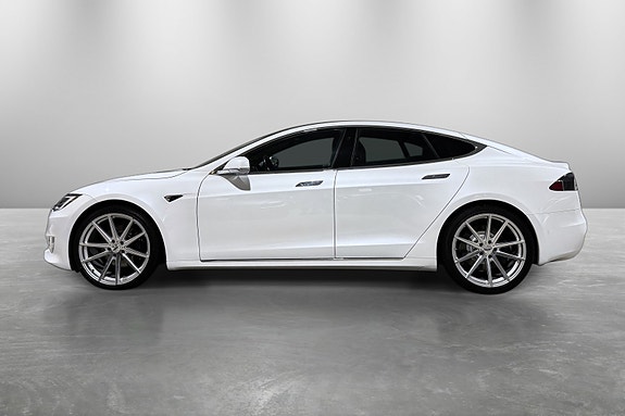 Tesla Model S 3 of 30