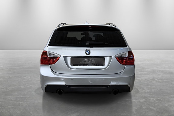 BMW 335i 5 of 30
