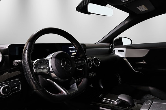 Mercedes-Benz CLA250 e 16 of 30