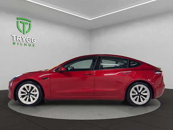 Tesla Model 3 2 of 13