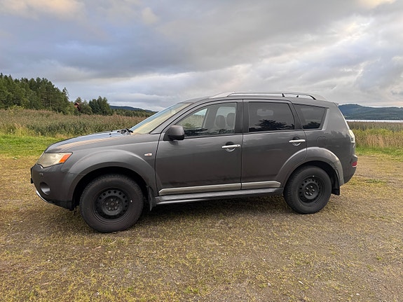 Mitsubishi Outlander 4 of 15