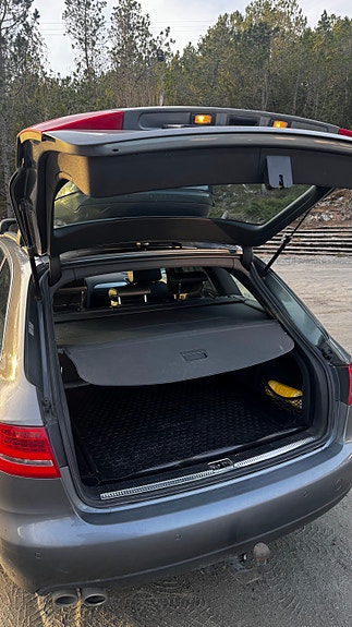Audi A4 10 of 16