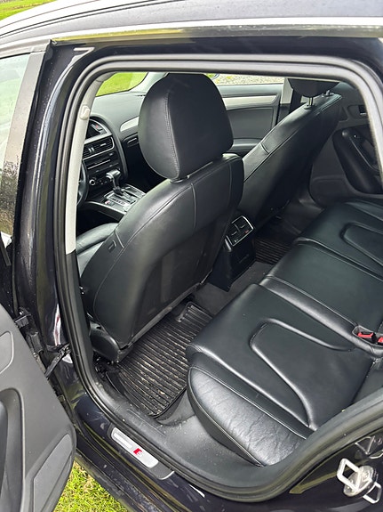 Audi A4 9 of 22
