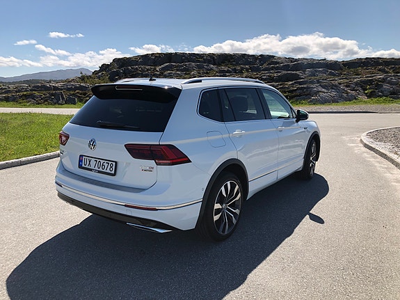 Volkswagen Tiguan Allspace 8 of 12