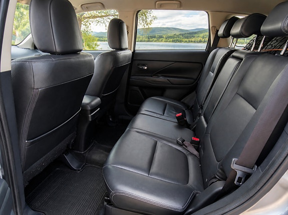 Mitsubishi Outlander 6 of 13