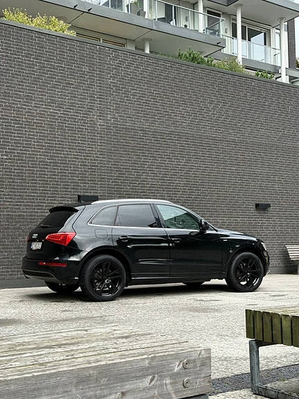 Audi Q5 8 of 25