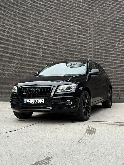 Audi Q5 2 of 25