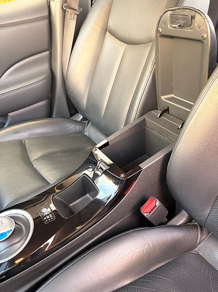Nissan Leaf 18 of 27
