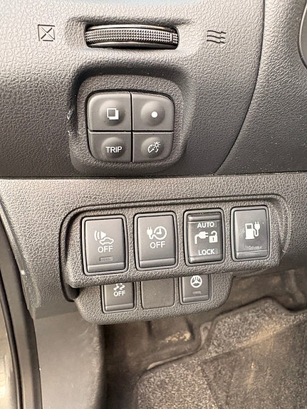 Nissan Leaf 14 of 27
