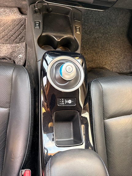 Nissan Leaf 17 of 27