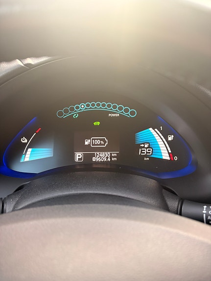 Nissan Leaf 10 of 27