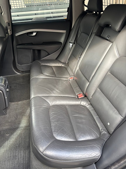 Volvo V70 10 of 21