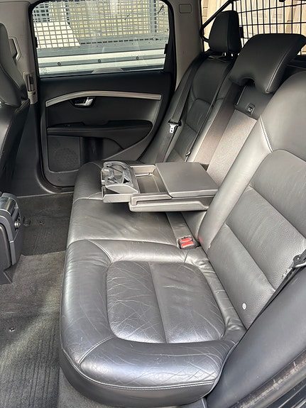 Volvo V70 11 of 21