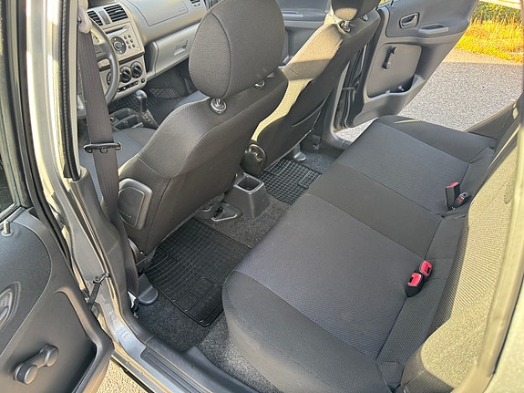 Suzuki Ignis 10 of 10