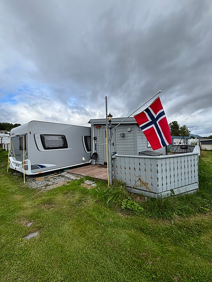 Dethleffs 740 camper 2 of 30