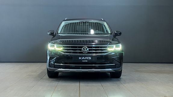 Volkswagen Tiguan 8 of 30