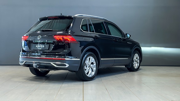 Volkswagen Tiguan 5 of 30