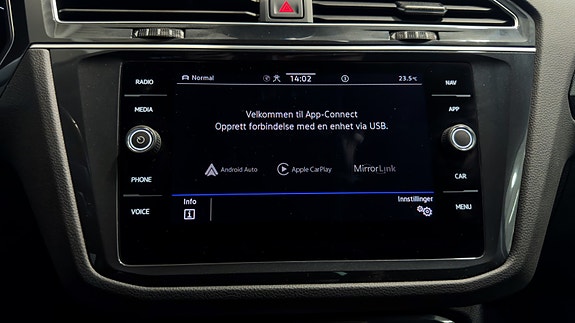 Volkswagen Tiguan 28 of 30