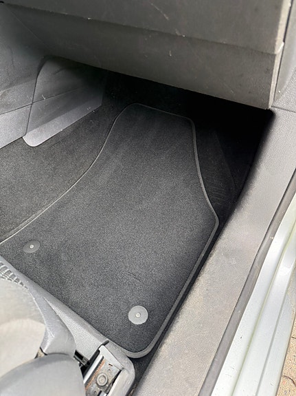 Volkswagen Touran 12 of 22