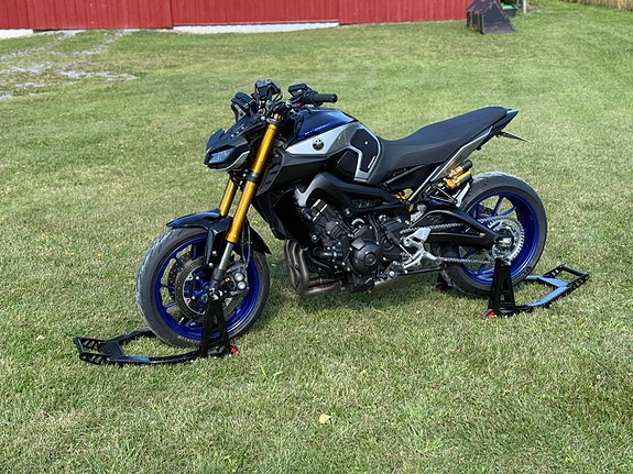 Yamaha MT-09 SP 2 of 28