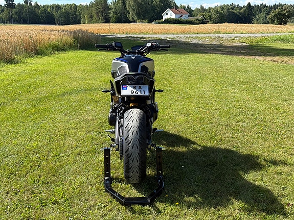 Yamaha MT-09 SP 18 of 28